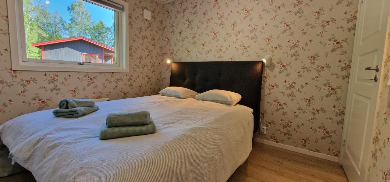 Nygard Cabins - Brandnew, Fully Equipped Home In Nature Sunne Eksteriør bilde