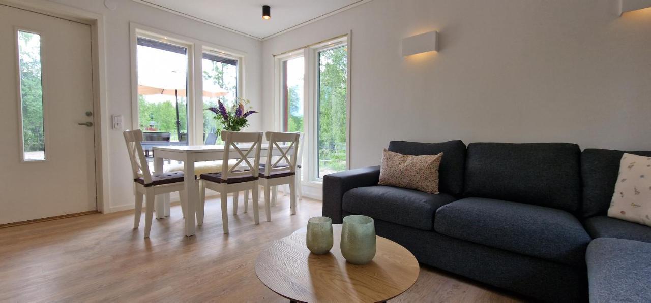 Nygard Cabins - Brandnew, Fully Equipped Home In Nature Sunne Eksteriør bilde